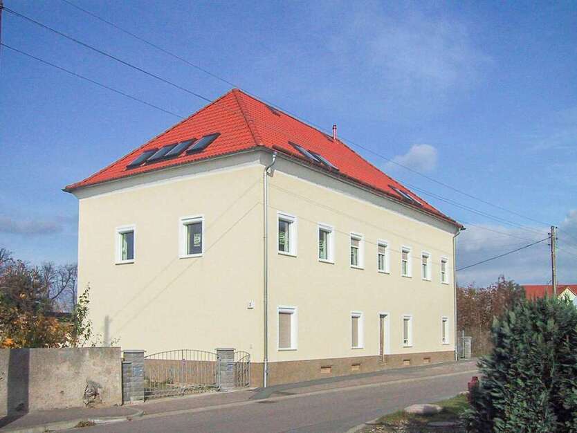 Haus zum Kaufen in Nünchritz OT Grödel 289.000 € 278 m²