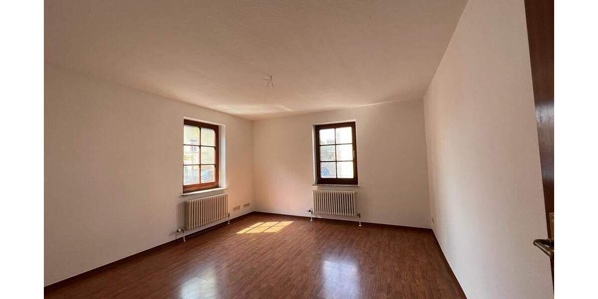 Mehrfamilienhaus, Wohnhaus Weinböhla - 1 Zimmer, 198 m&sup2;, 450.000&euro; | Angebot:25837684