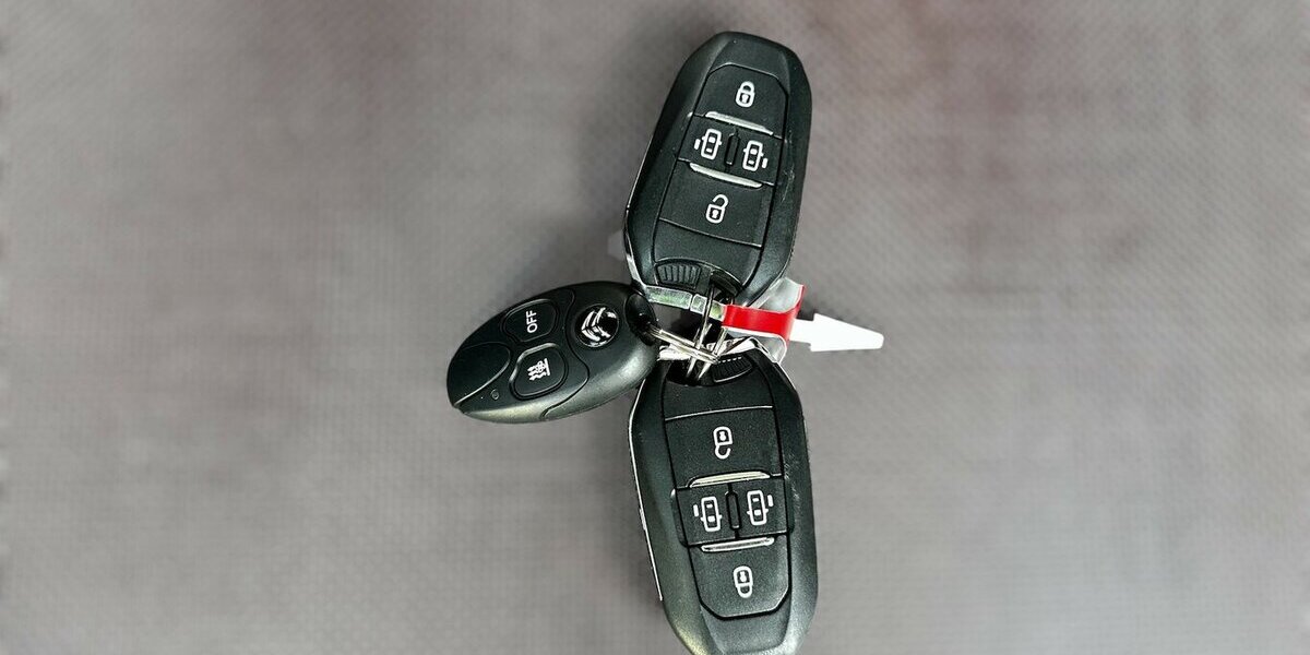Citroen Jumpy Business M *SORTIMO Ausbau* 125.200 km 19.990 &euro; Meißen 01662