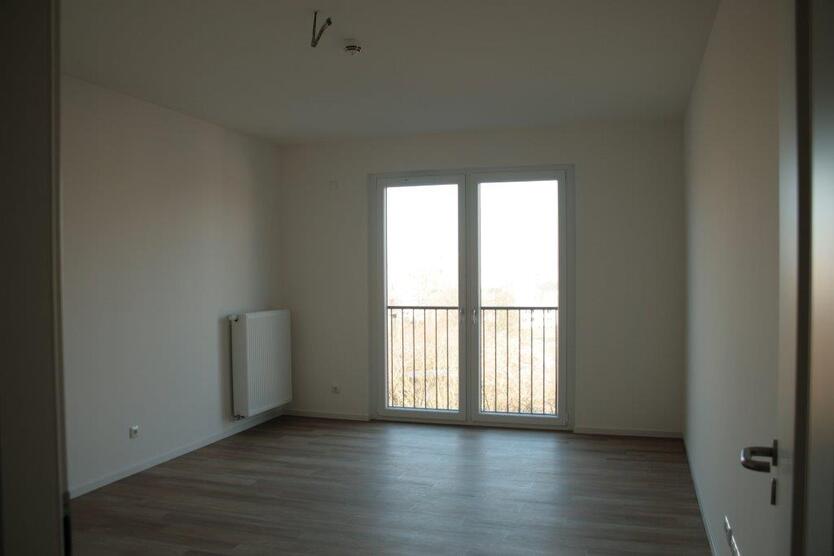 Zentrumsnah wohnen: 2-Zimmer-Wohnung mit Einbauküche, Balkon und TG-Stellplatz 2 zimmer