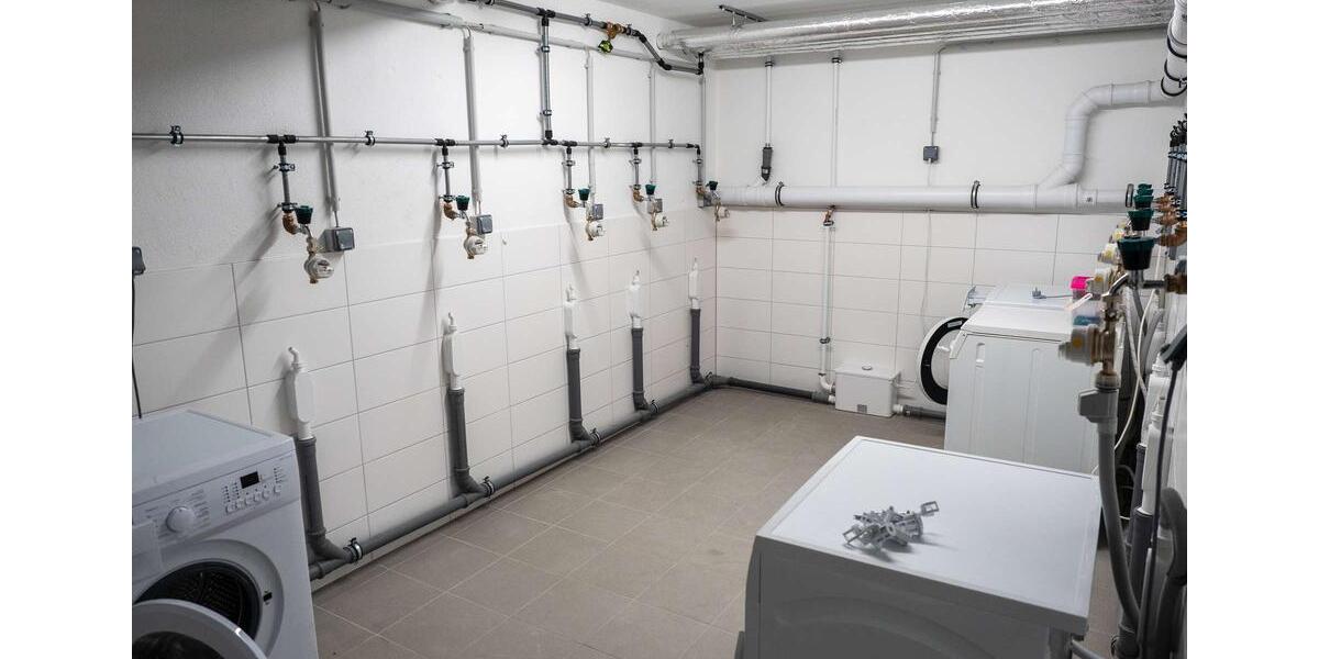 Etagenwohnung Dresden Blasewitz - 3 Zimmer, 94 m&sup2;, 940&euro; | Angebot:25883834