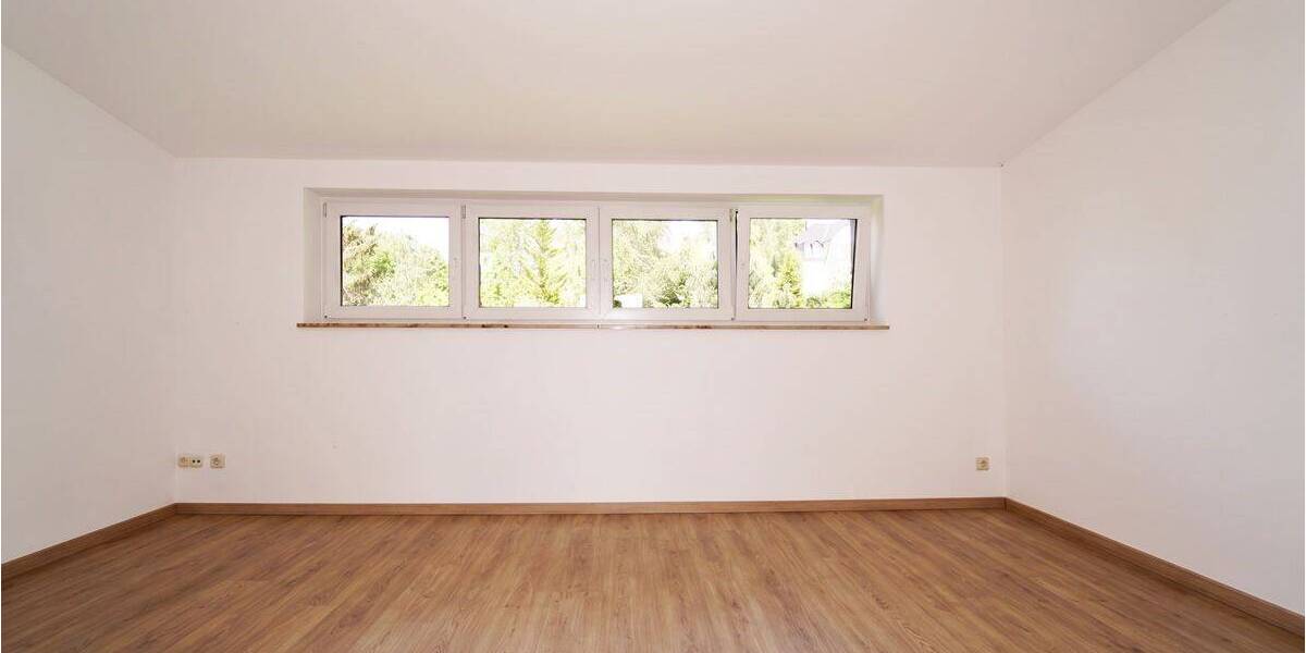 Reihenmittelhaus Rabenau / Obernaundorf Rabenau - 4 Zimmer, 124 m&sup2;, 350.000&euro; | Angebot:26107006