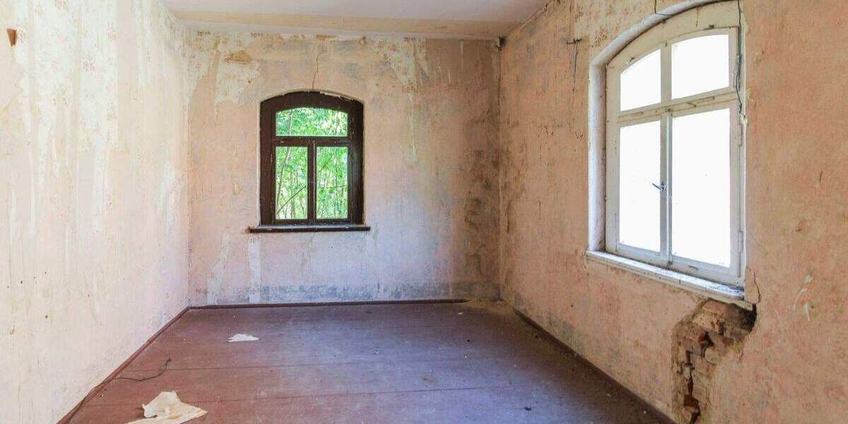 Mehrfamilienhaus, Wohnhaus Klipphausen Gauernitz - 8 Zimmer, 159.000&euro; | Angebot:25802735