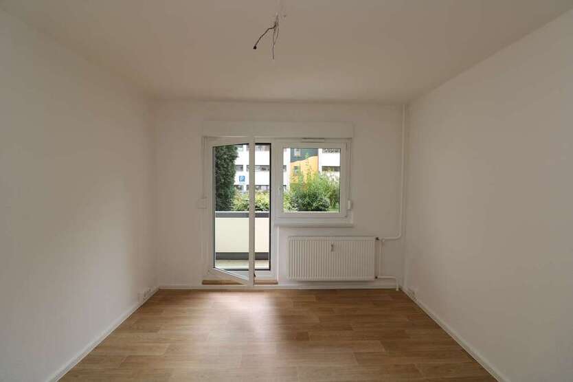 Wohnung zum Mieten in Freiberg 289 € 40.32 m²
