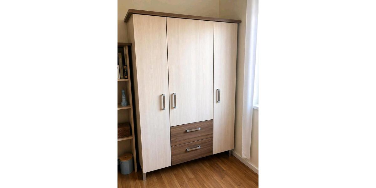Etagenwohnung Dresden Schönfeld-Weißig - 4 Zimmer, 90 m&sup2;, 1.314&euro; | Angebot:26393162