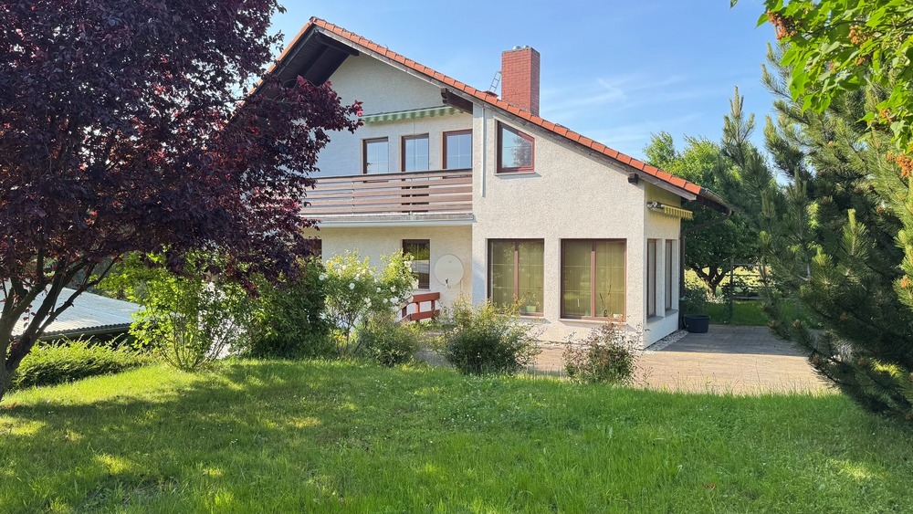 Helles, großes Einfamilienhaus mit Einliegerwohnung und Büro, Praxis oder Ferienwohnung - Einfamilienhaus Pohrsdorf Pohrsdorf | Angebot:26287315