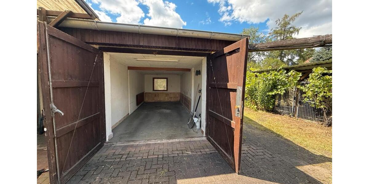 Einfamilienhaus Dresden Klotzsche - 7 Zimmer, 180 m&sup2;, 415.000&euro; | Angebot:27042838