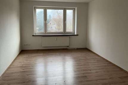 Wohnung zum Mieten in Bretnig-Hauswalde 300 € 42.97 m² 2 zimmer