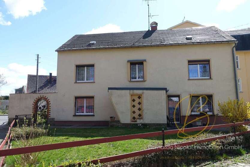 Haus zum Kaufen in Großröhrsdorf 85.000 € 104 m²