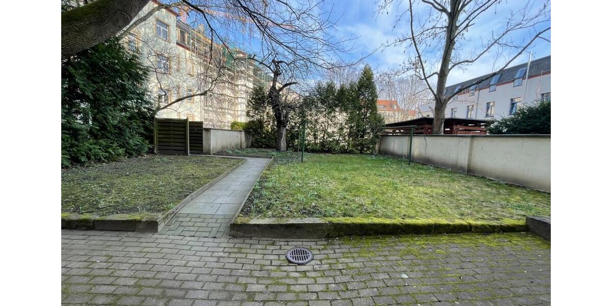 Dachgeschoßwohnung Dresden Neustadt - 2 Zimmer, 45 m&sup2;, 115.000&euro; | Angebot:26490826