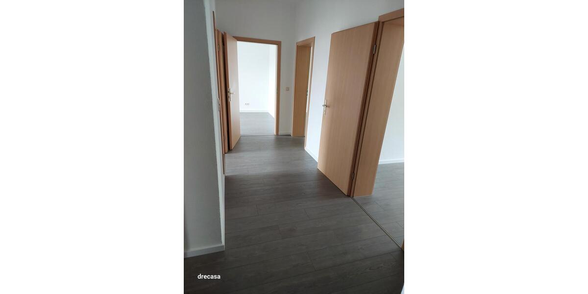 Etagenwohnung Dresden Cotta - 3 Zimmer, 70 m&sup2;, 610&euro; | Angebot:26351160