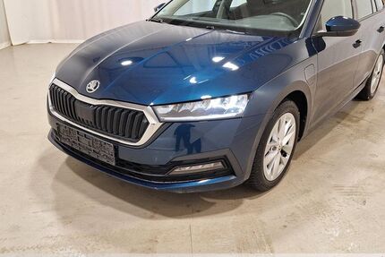Skoda Octavia 42.620 km 20.499 &euro; Dresden 01157