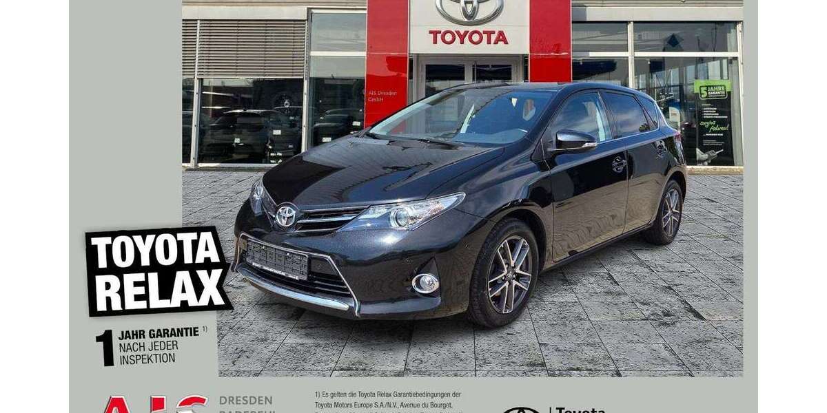 Toyota Auris 106.639 km 10.460 &euro; Dresden 01139