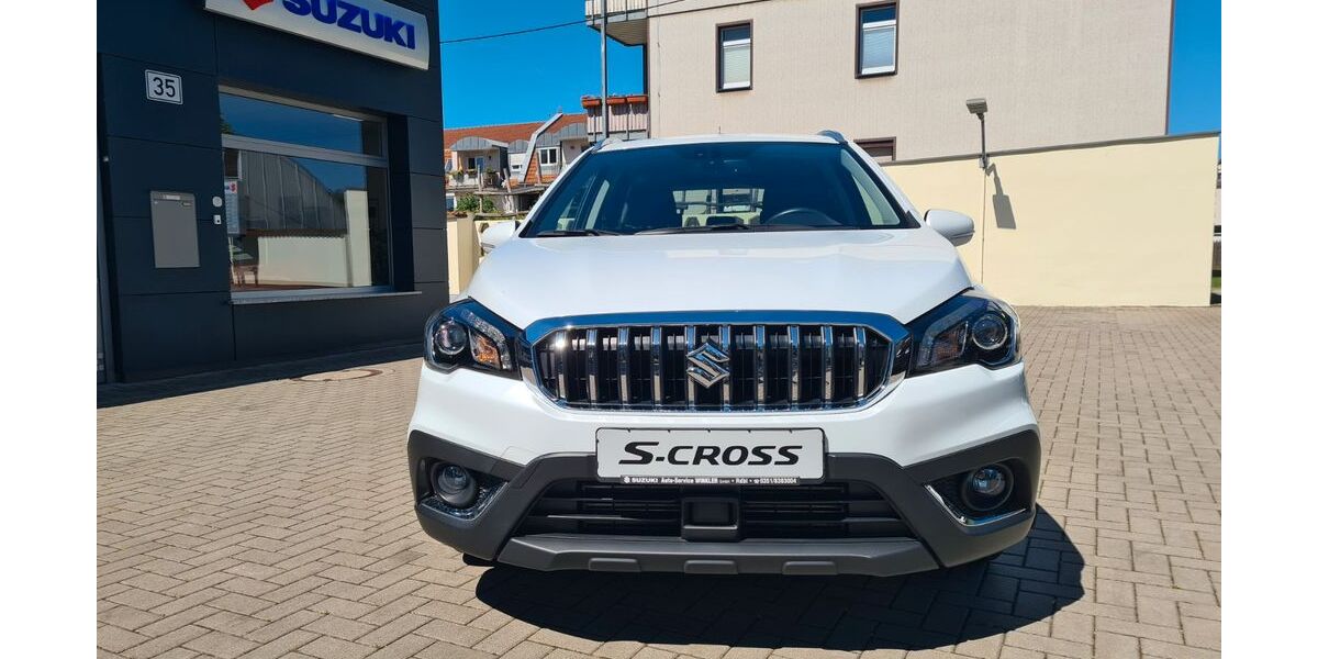 Suzuki (SX4) S-Cross 53.800 km 16.900 &euro; Radebeul 01445