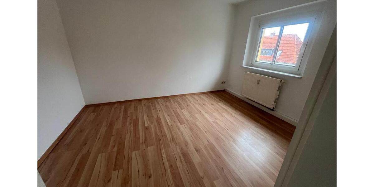Erdgeschoßwohnung Coswig - 4 Zimmer, 62 m&sup2;, 471&euro; | Angebot:25713810
