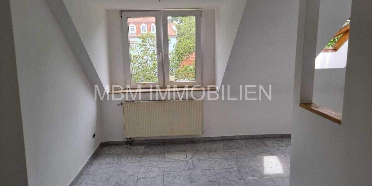 Etagenwohnung Dresden Äußere Neustadt - 2 Zimmer, 72 m&sup2;, 155.000&euro; | Angebot:25682456