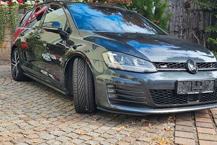 VW Golf