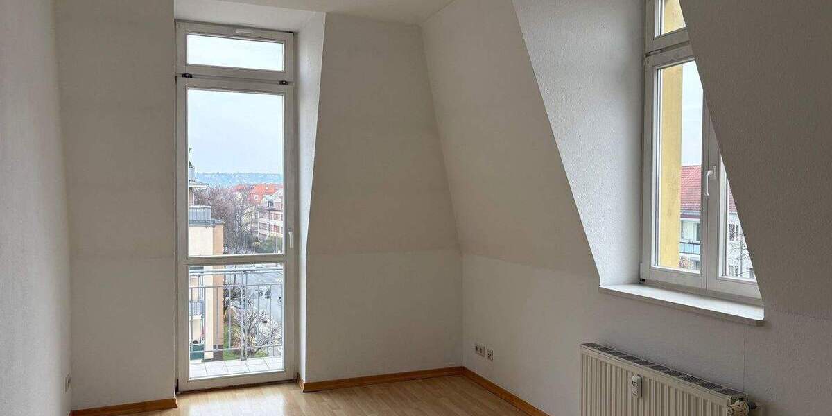 Etagenwohnung Dresden Gruna - 2 Zimmer, 69 m&sup2;, 720&euro; | Angebot:25880977