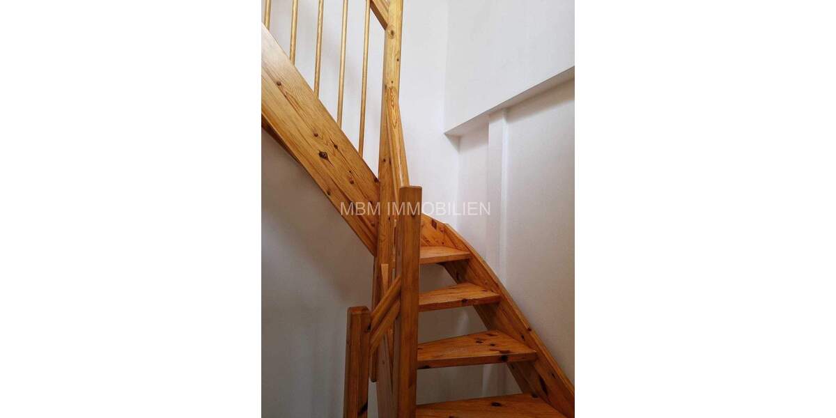 Etagenwohnung Dresden Äußere Neustadt - 2 Zimmer, 72 m&sup2;, 155.000&euro; | Angebot:25682456