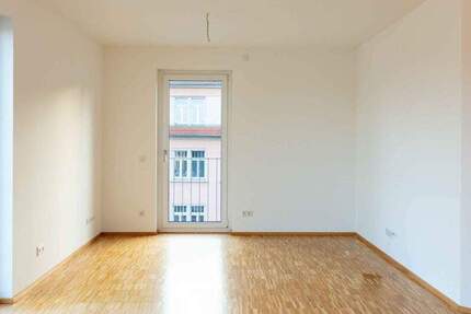 ++ Eigennutzer aufgepasst!!! - Exklusives Wohnerlebnis: Stilvolle 4-Raumwohnung mit Sonnenbalkon ++ 4 zimmer