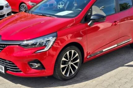 Renault Clio 20.800 km 12.490 &euro; Dresden 01309
