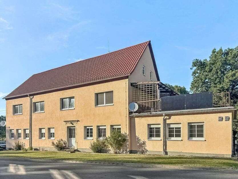 Haus zum Kaufen in Reinsberg 380.000 € 403 m²