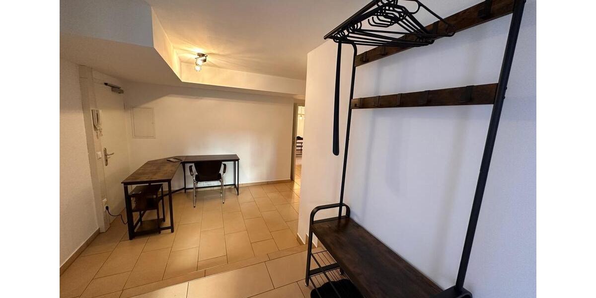 Voll eingerichtete Wohnung mit Garten 2 zimmer