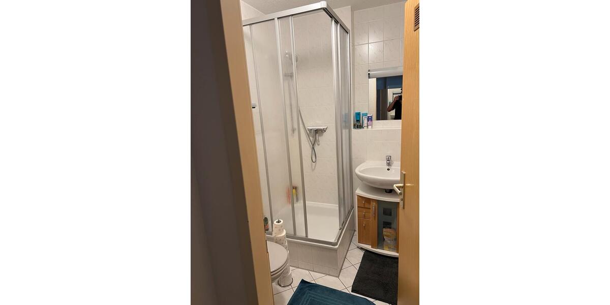 Etagenwohnung Dresden Neustadt - 1 Zimmer, 36 m&sup2;, 200&euro; | Angebot:26237977
