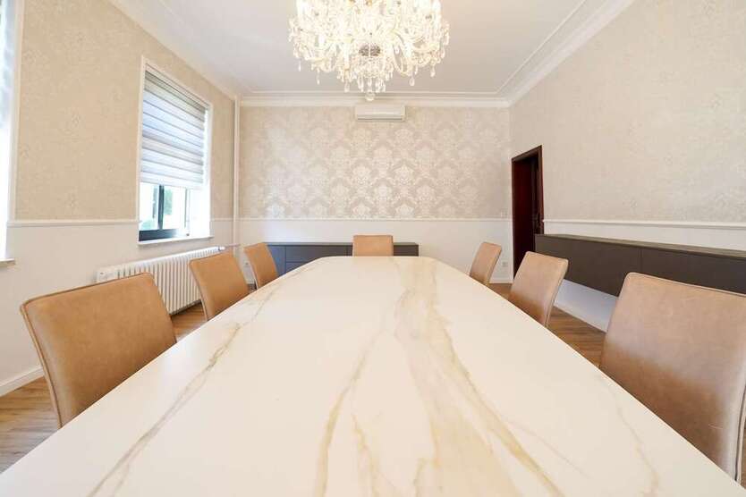 Büro in Heidenau 1.200 € 120 m²