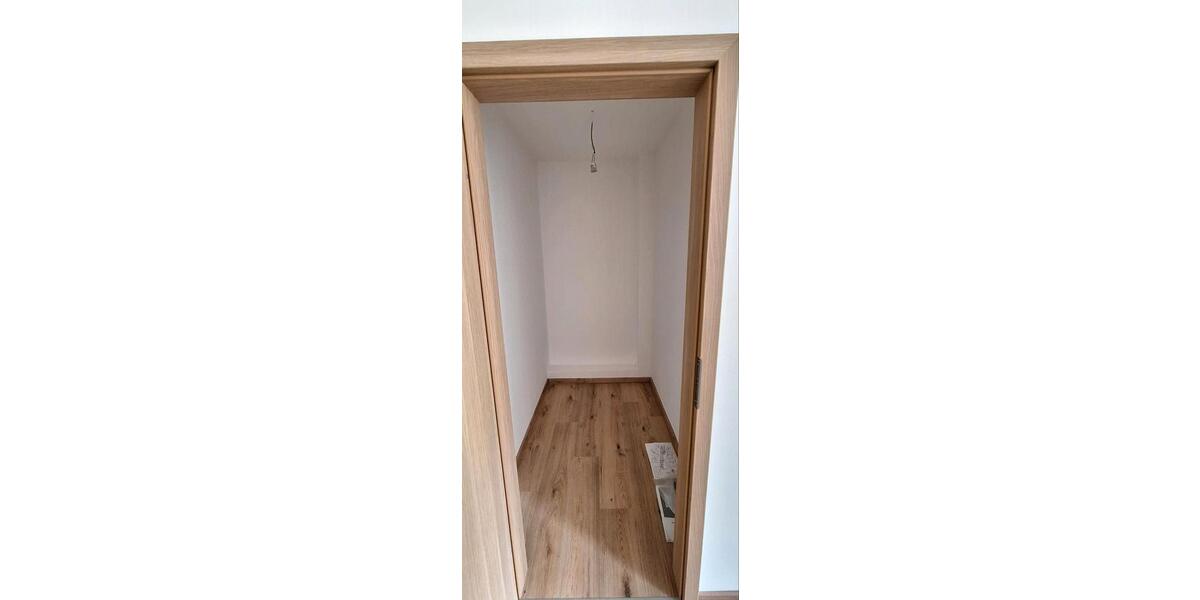 Etagenwohnung Bannewitz - 3 Zimmer, 98 m&sup2;, 1.350&euro; | Angebot:26661283