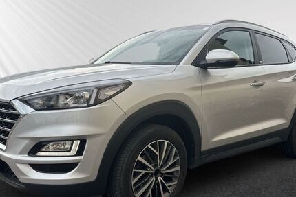 Hyundai TUCSON 92.660 km 15.240 &euro; Dresden / Radebeul 01445