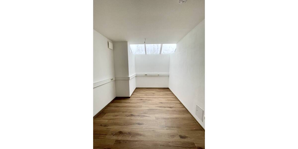 Etagenwohnung Dresden Gohlis - 3 Zimmer, 87 m&sup2;, 229.000&euro; | Angebot:26160593