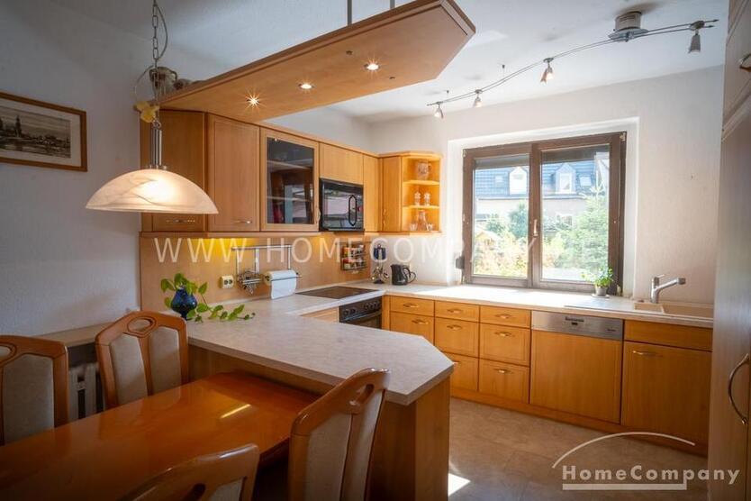 MöbliertFurnished Reihenhaushaus mit Grundstück in Dresden-Niedersedlitz max. 3 Personen