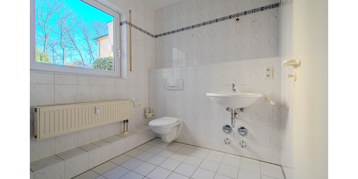 BEZUGSFREI – PARTERRRE – TERRASSE – ROLLOS – TAGESLICHTBAD – TG-STELLPLATZ - Erdgeschoßwohnung Dresden Leubnitz-Neuostra | Angebot:26504952