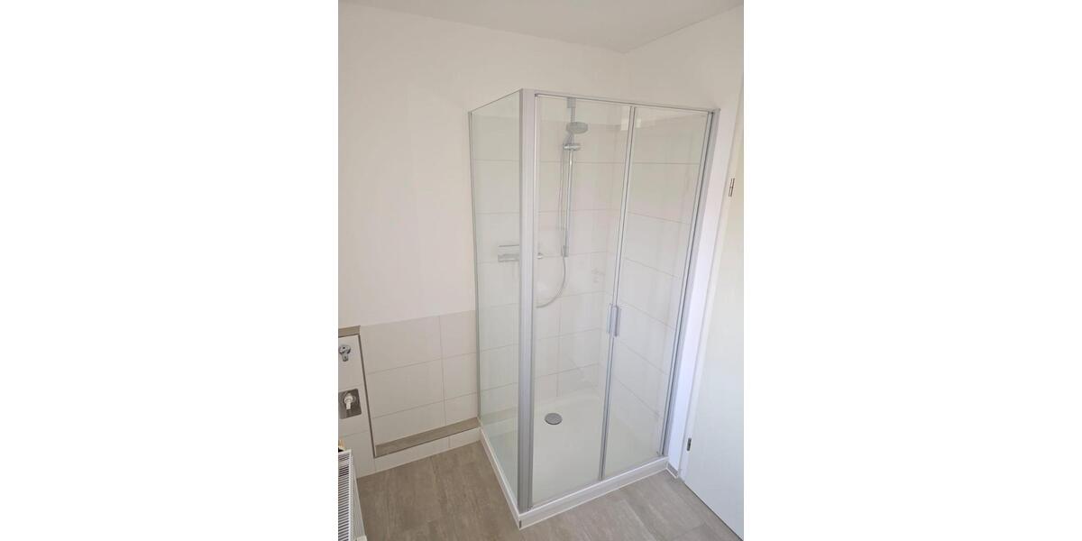 Dachgeschoßwohnung Weinböhla - 2 Zimmer, 58 m&sup2;, 463&euro; | Angebot:25758681