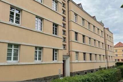 Haus zum Kaufen in Dresden 1.250.000 € 475 m² 12 zimmer