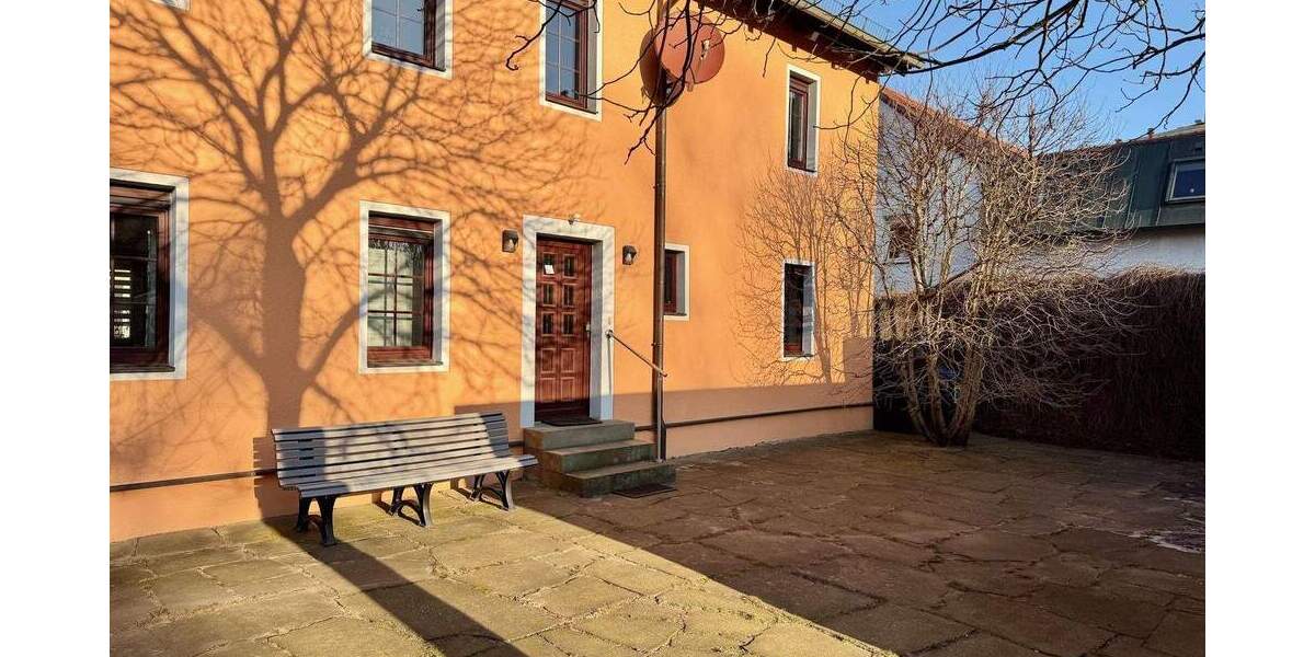 Einfamilienhaus Dresden Klotzsche - 9 Zimmer, 170 m&sup2;, 749.000&euro; | Angebot:25278992