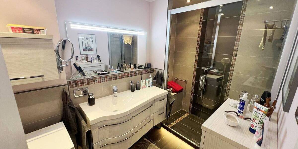 Etagenwohnung Dresden Tolkewitz/Seidnitz-Nord - 3 Zimmer, 79 m&sup2;, 249.000&euro; | Angebot:26543709