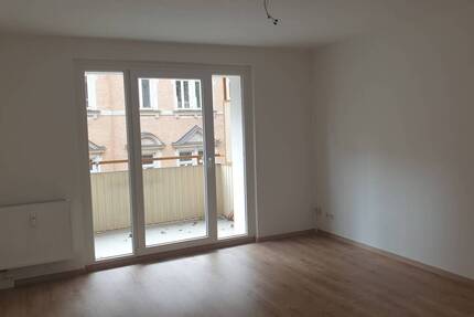 Wohnung Dresden Wilsdruffer Vorstadt/Seevorstadt-West - 3 Zimmer, 61 m&sup2;, 600&euro; | Angebot:26451661