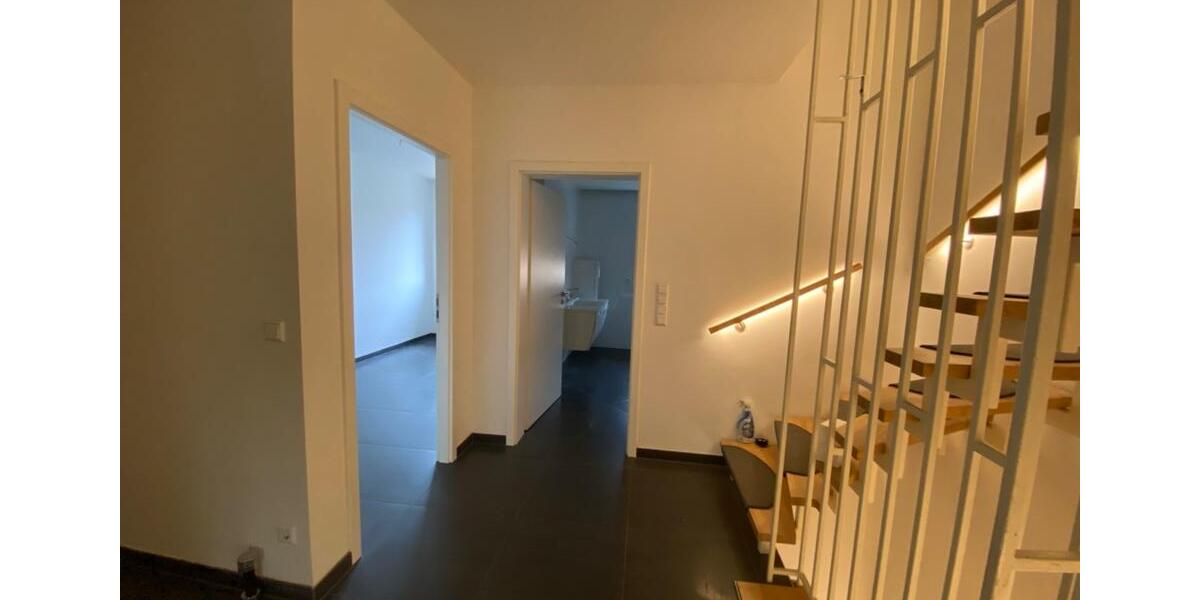 modernes Reihenmittelhaus zur Miete in Cotta 5 zimmer