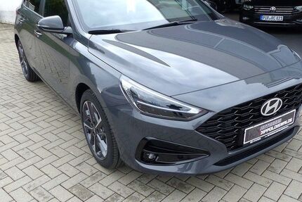 Hyundai i30 2.500 km 21.950 &euro; Dippoldiswalde 01744