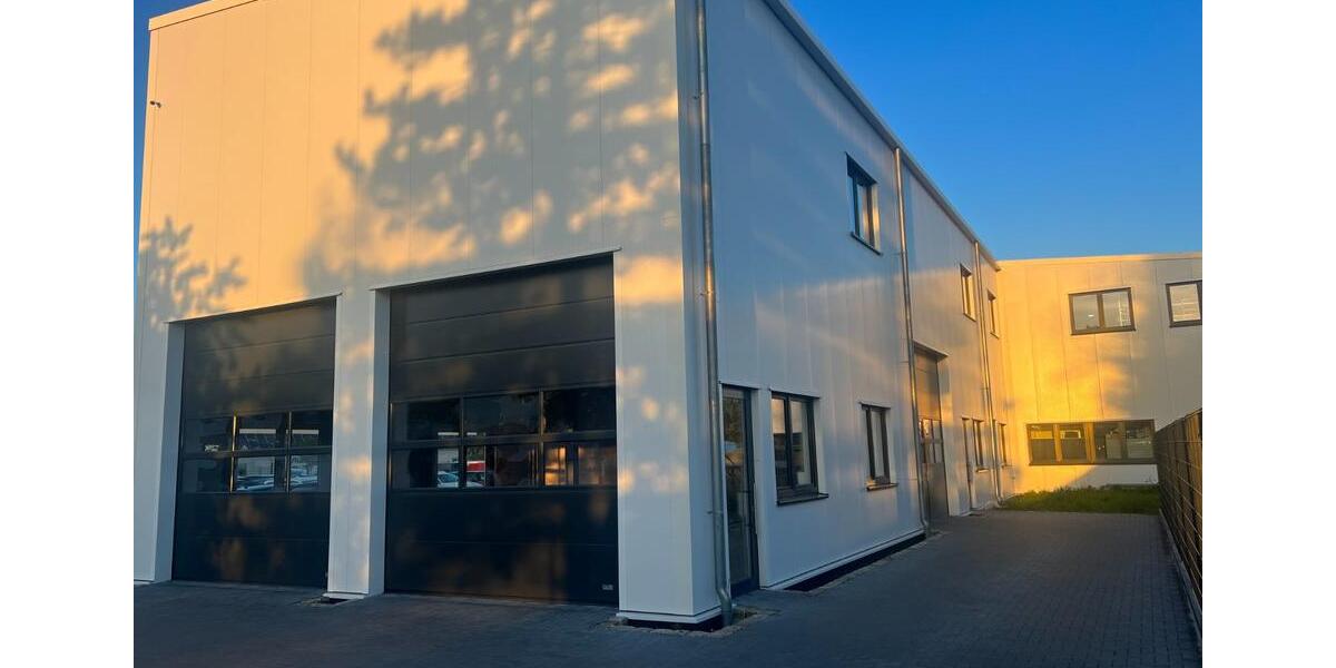 Autohaus Lackierer Halle Gewerbehalle 225m² - 425m² + Stellplatz zimmer