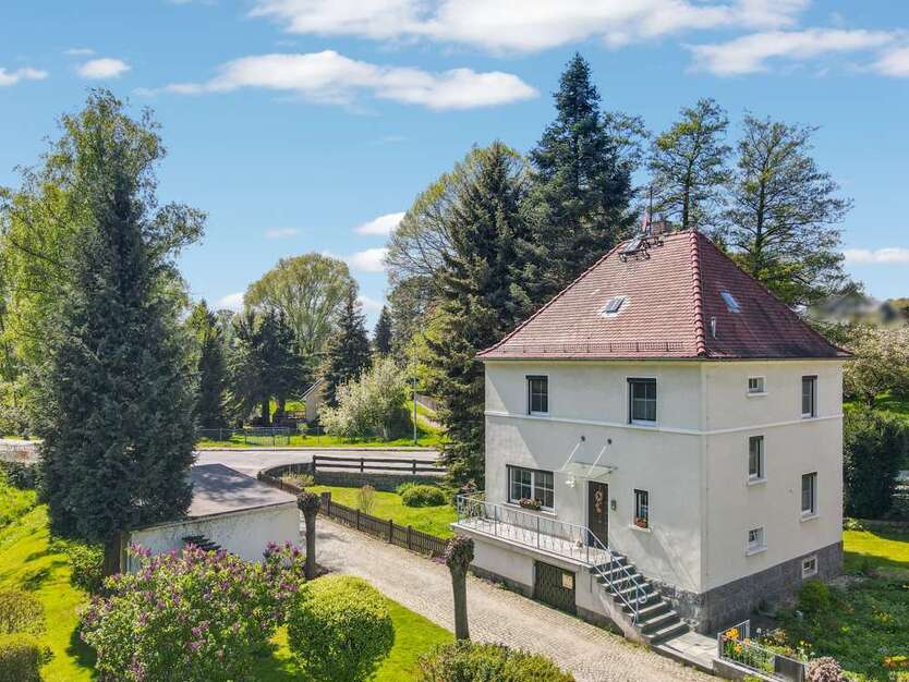 Haus zum Kaufen in Schmölln-Putzkau 119.900 € 101.65 m²