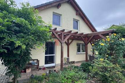 Haus Ottendorf-Okrilla Okrilla - 4 Zimmer, 105 m&sup2;, 400.000&euro; | Angebot:27501599