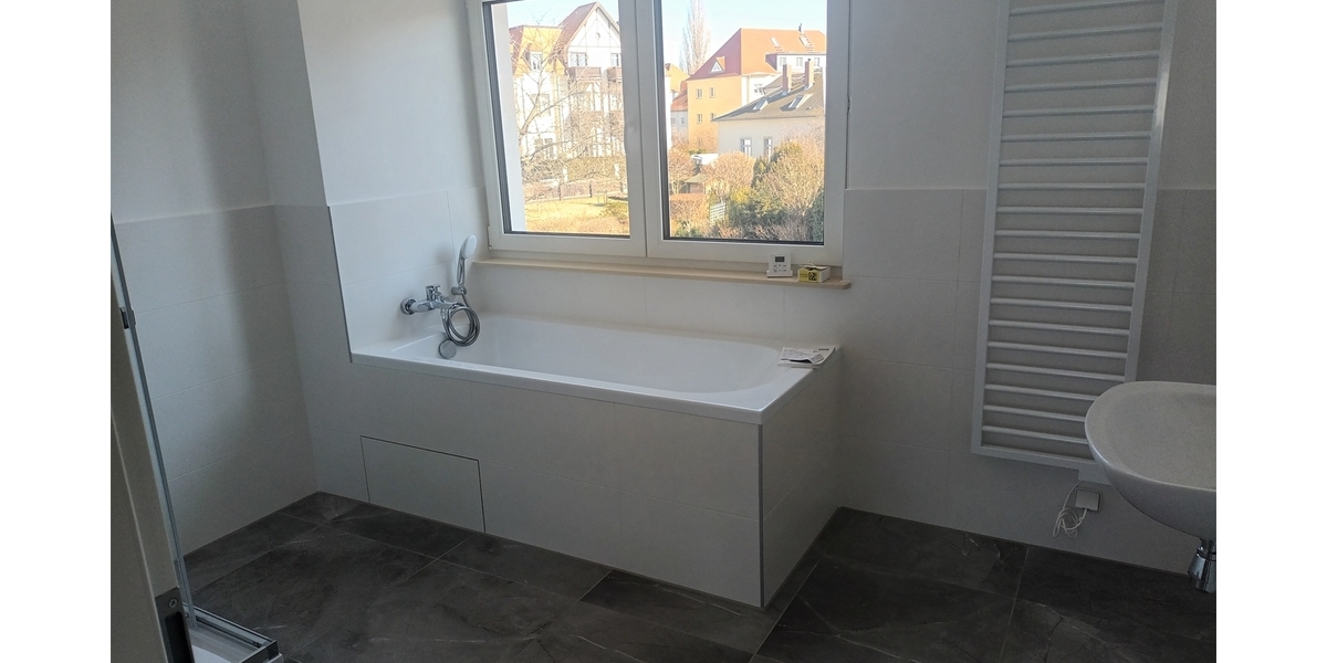 Erstbezug: 4-Zi.-Wohnung in DHH mit Terrasse und eigenem Gartenanteil höchster Energiestandard - Etagenwohnung Dresden Niedersedlitz | Angebot:26067189