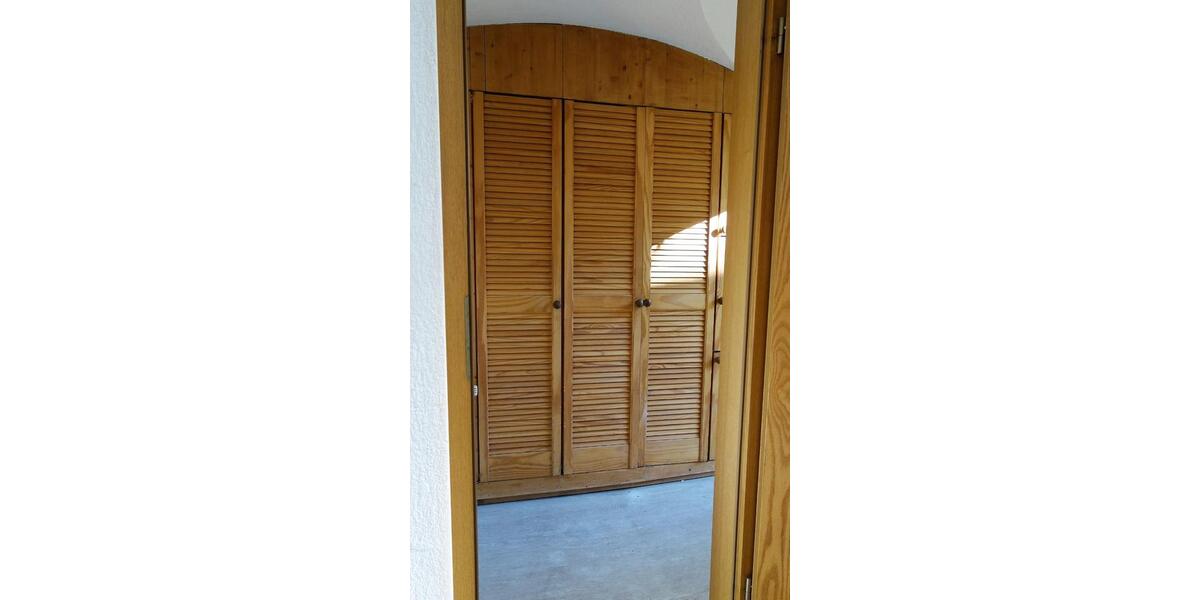 Etagenwohnung Großröhrsdorf - 1 Zimmer, 20 m&sup2;, 250&euro; | Angebot:26491962