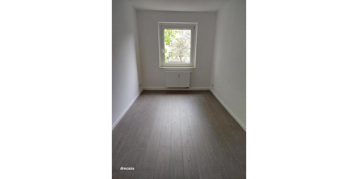 Etagenwohnung Dresden Cotta - 3 Zimmer, 70 m&sup2;, 610&euro; | Angebot:26351160