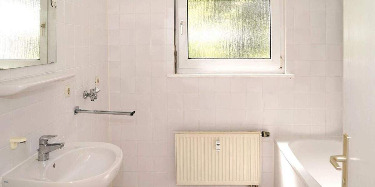 Etagenwohnung Dresden Weißig - 3 Zimmer, 79 m&sup2;, 199.000&euro; | Angebot:25836508