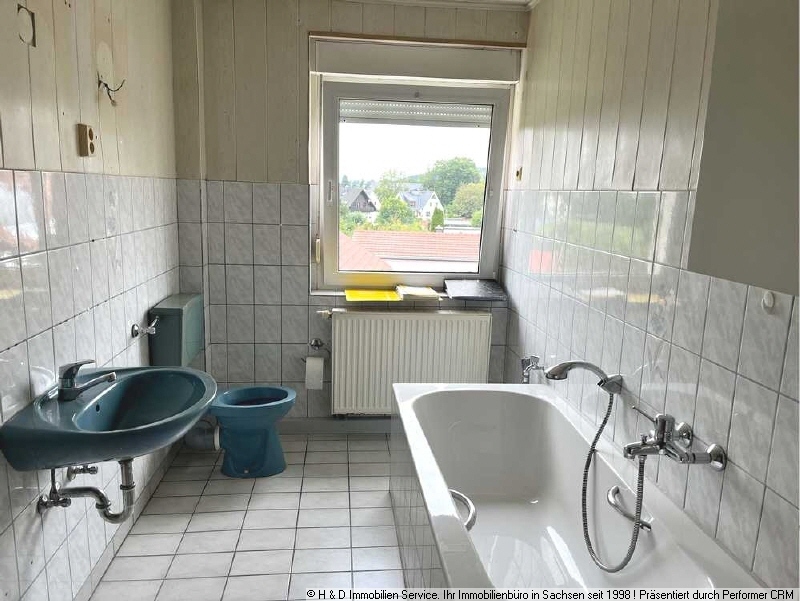 Eigentumswohnung mit großen Garten und Garage gesucht ? 3 zimmer