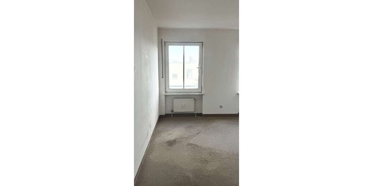 Deine Chance: Renovierungsbedürftige 2-Raum-Wohnung in Dresden-Weißig zu verkaufen! - Etagenwohnung Dresden Schönfeld-Weißig | Angebot:25416211